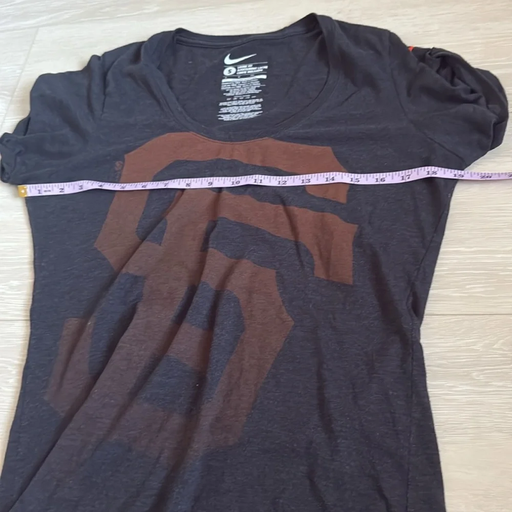 ✨Nike San Francisco Giants Black and Orange Logo Tee